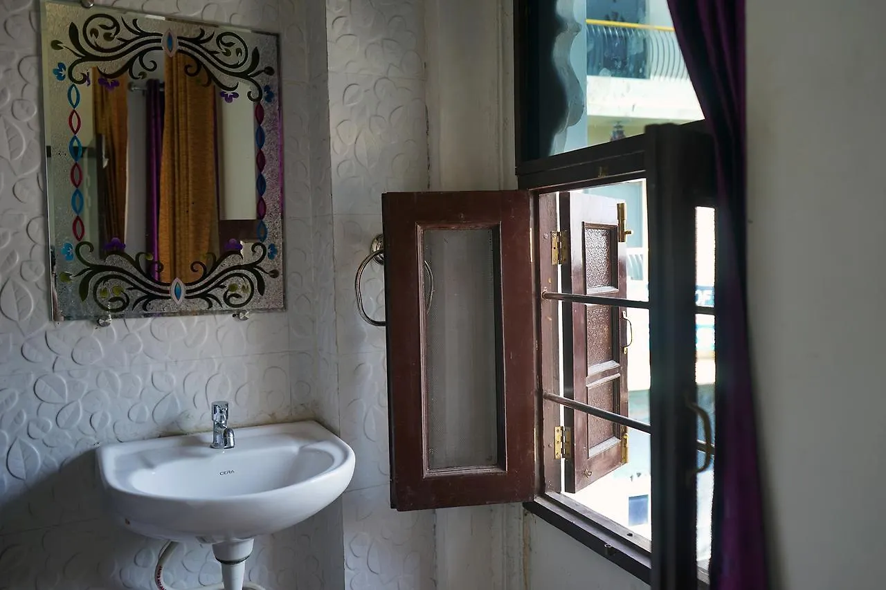 Hotel O Gyan Villa 烏代浦